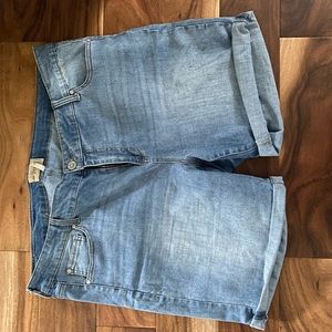 Plus size Bermuda shorts